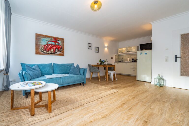 Wohnzimmer, Türkise Couch, Küche