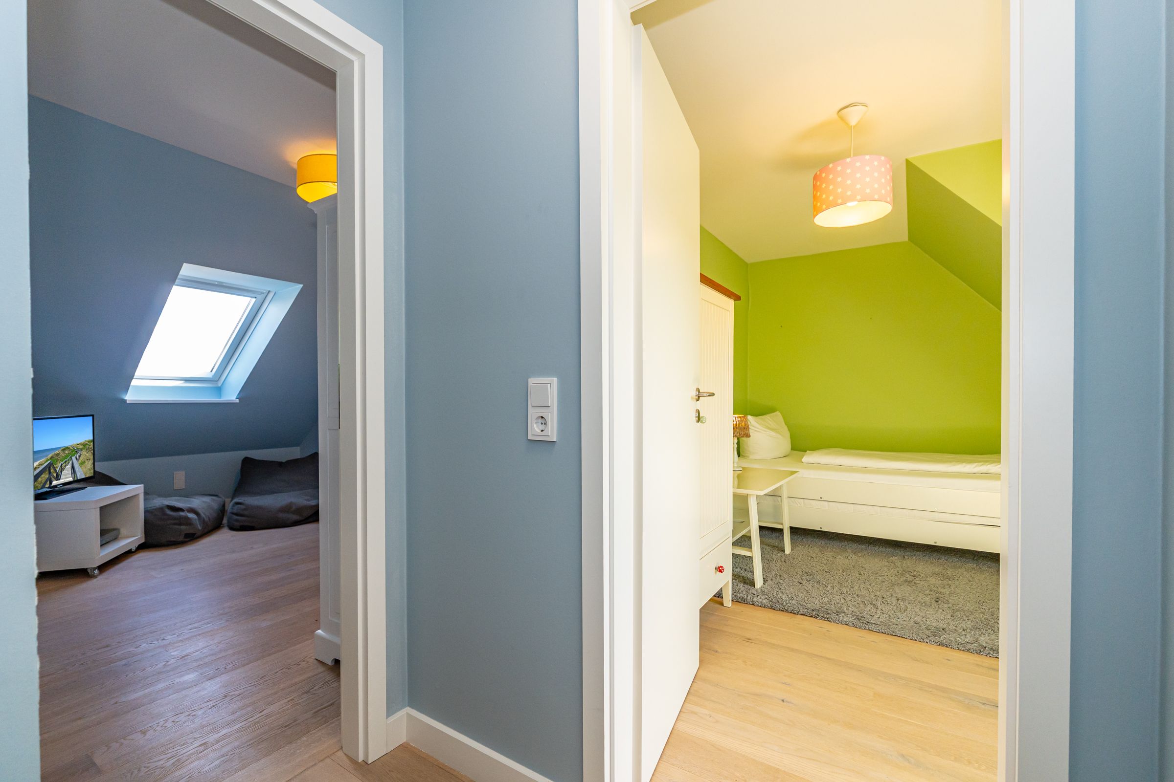 Flur, Ansicht, beide Zimmer